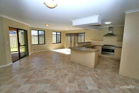 Property photo of 3 Nankeen Approach Dudley Park WA 6210