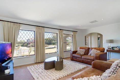 Property photo of 23 Dutchman Drive Hallett Cove SA 5158