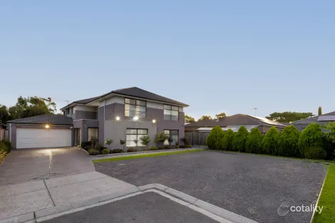 Property photo of 5 Eleni Place Tarneit VIC 3029