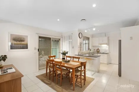 Property photo of 1 Silverbirch Rise Mill Park VIC 3082