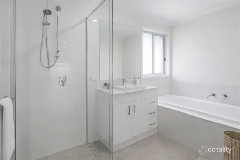 Property photo of 9 Peacock Street Doolandella QLD 4077