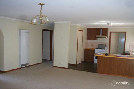 Property photo of 1/14 Brent Court Lavington NSW 2641