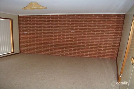 Property photo of 1/14 Brent Court Lavington NSW 2641