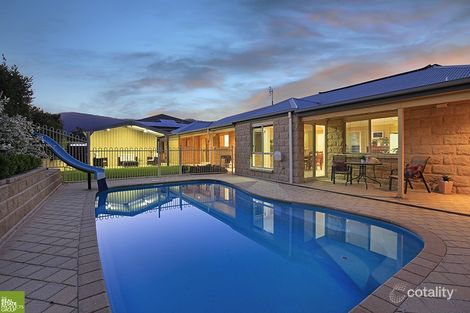 Property photo of 7 Mundoonen Crescent Horsley NSW 2530