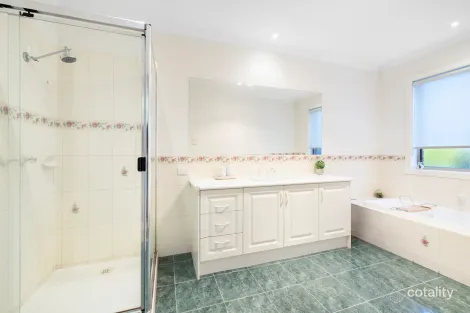 Property photo of 32 Ellendale Street Rowville VIC 3178