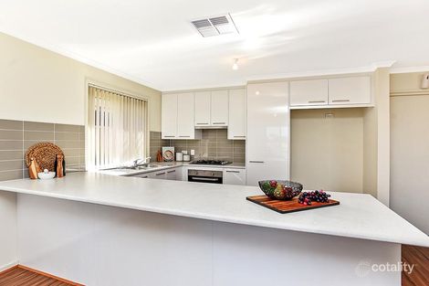 Property photo of 33 Wentworth Parade Hindmarsh Island SA 5214