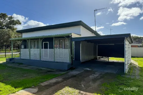 Property photo of 2 Fifth Avenue Mandurah WA 6210