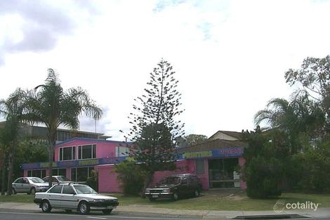 2 Brightlands Ct, Mermaid Waters, QLD 4218