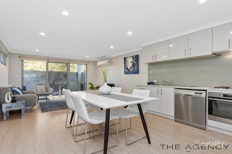 Property photo of 1/5 Parkview Parade Redcliffe WA 6104
