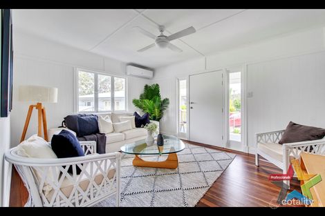 Property photo of 63 Grenadier Circle Ebbw Vale QLD 4304