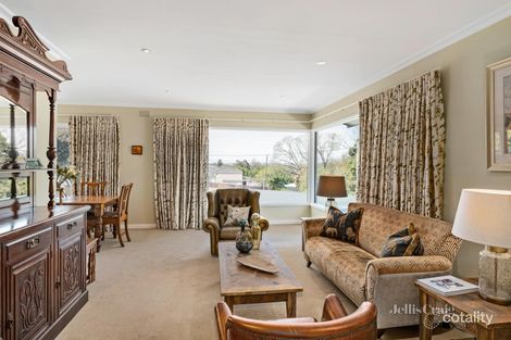 Property photo of 46 Relowe Crescent Balwyn VIC 3103