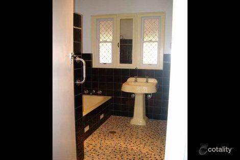 Property photo of 15 Highland Avenue Tumut NSW 2720