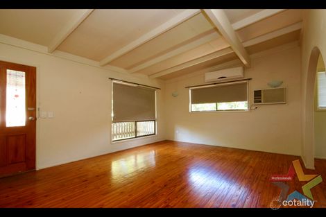 Property photo of 9 Cooneanna Street Bundamba QLD 4304