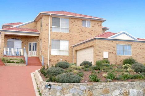 Property photo of 92 Montbrae Circuit Narre Warren North VIC 3804