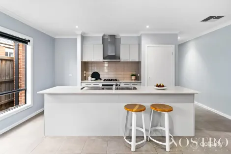 Property photo of 18 Stringybark Avenue Wallan VIC 3756
