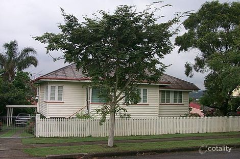 28 Waroon St, Stafford, QLD 4053