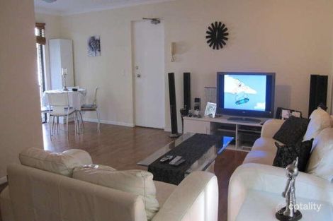Property photo of 6/19 Federation Avenue Broadbeach QLD 4218