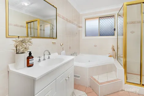 Property photo of 1/35-37 Matthews Street Wollongong NSW 2500