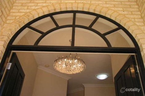 Property photo of 10 Killaloe Place Waterford WA 6152