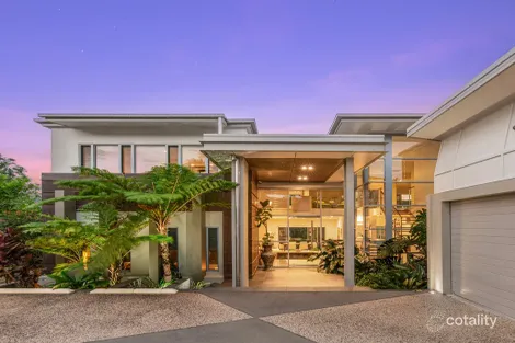 Property photo of 32 Ramada Place Fig Tree Pocket QLD 4069