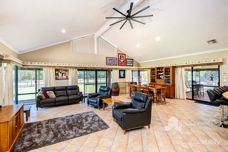 1 Fletcher Ct, Leschenault, WA 6233