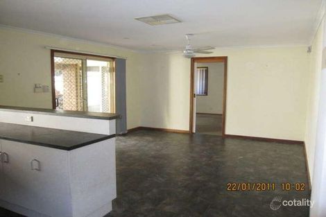 Property photo of 10 Haymaker Court Morphett Vale SA 5162