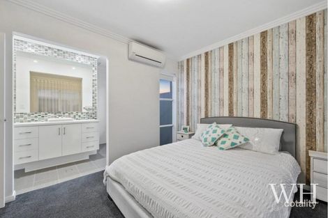 Property photo of 31 Wanstead Street North Coogee WA 6163