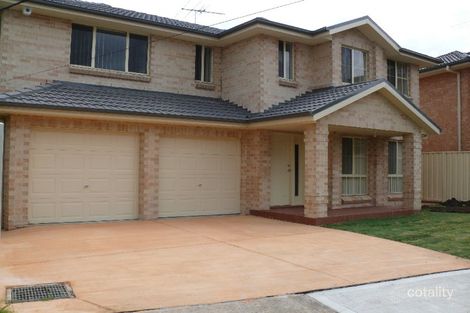 1a Sanananda Rd, Holsworthy, NSW 2173