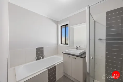 Property photo of 6 Howe Court Epsom VIC 3551