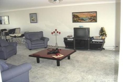 Property photo of 3 Seabreeze Close Belmont North NSW 2280