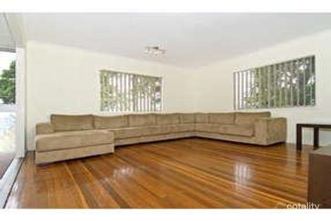 Property photo of 35 Duncan Street Wynnum West QLD 4178