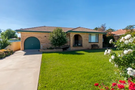 49 Mirrool St S, Coolamon, NSW 2701