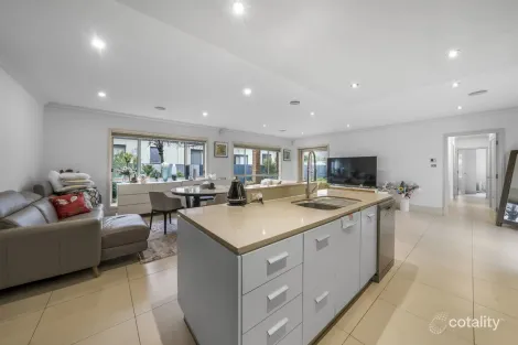 Property photo of 10 Osprey Street Harrison ACT 2914