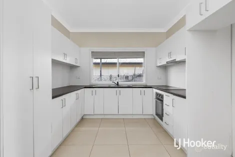 Property photo of 7 Creek Street Riverstone NSW 2765