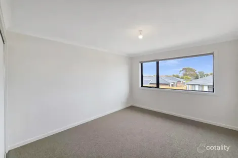 Property photo of 25 Consaw Street Armstrong Creek VIC 3217
