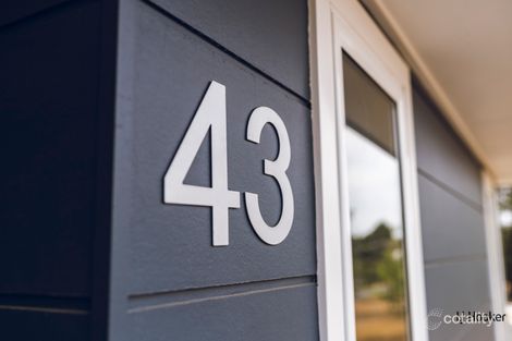 Property photo of 43 Bourke Street Collector NSW 2581