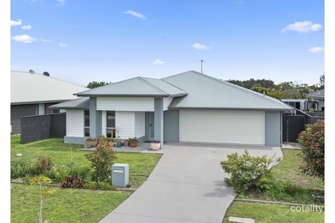 32 Kohler Dr, Yamba, NSW 2464
