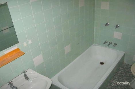 48 Dunellan St, Greenslopes, QLD 4120