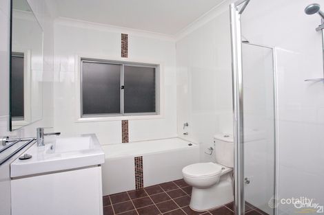 Property photo of 98A Oramzi Road Girraween NSW 2145