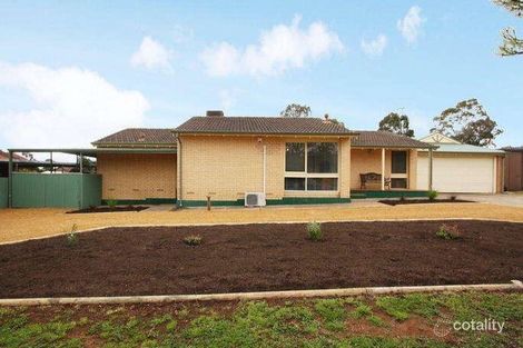 19 Conmurra Ct, Craigmore, SA 5114