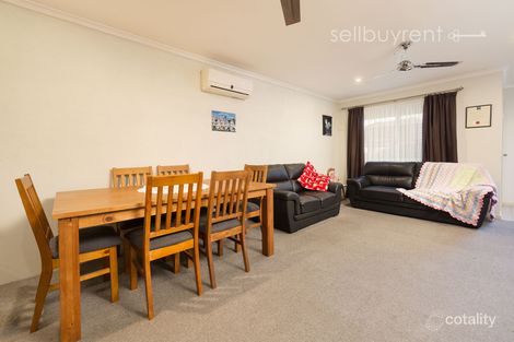 Property photo of 2/3 Kingfisher Drive West Wodonga VIC 3690