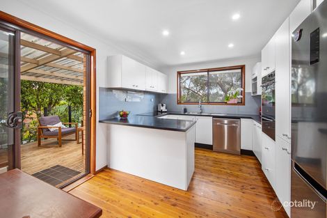 Property photo of 10 Goolagong Place Menai NSW 2234