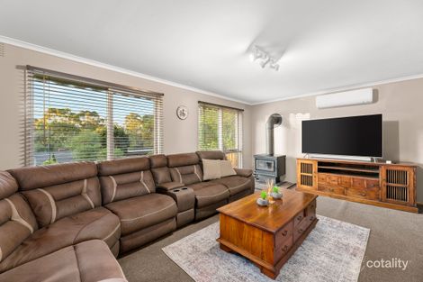 Property photo of 4 Coolabah Drive Eltham VIC 3095