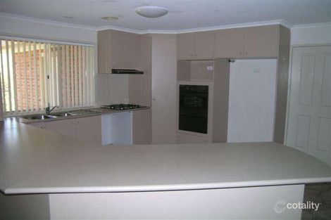 Property photo of 28 Gabriel Avenue Jerrabomberra NSW 2619