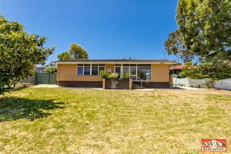Property photo of 19 Chartwell Way Swan View WA 6056