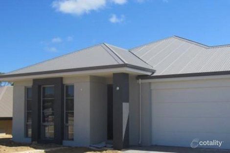 Property photo of 9 Kendale Way Meadow Springs WA 6210
