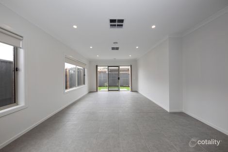 13 Praiano Ave, Berwick, VIC 3806