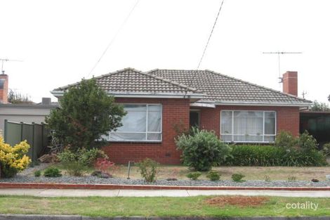 18 Waveney St, St Albans, VIC 3021