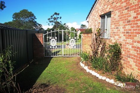 Property photo of 22 Formby Close Bomaderry NSW 2541