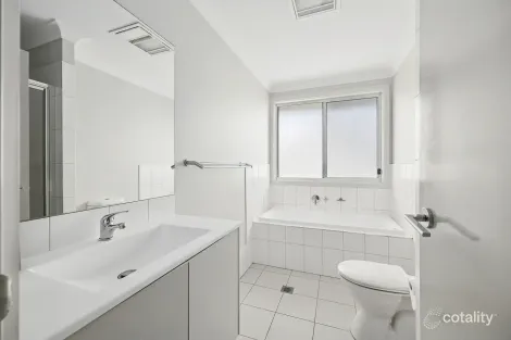 Property photo of 23 Kanuka Drive Ulladulla NSW 2539